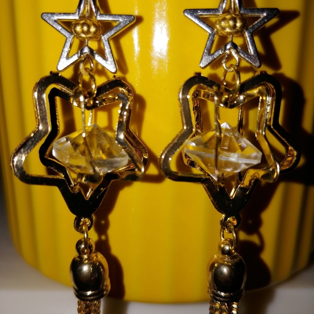 Handcrafted YOU R YOUR SHINNING 🌟 EARART - Picture 4 of 4